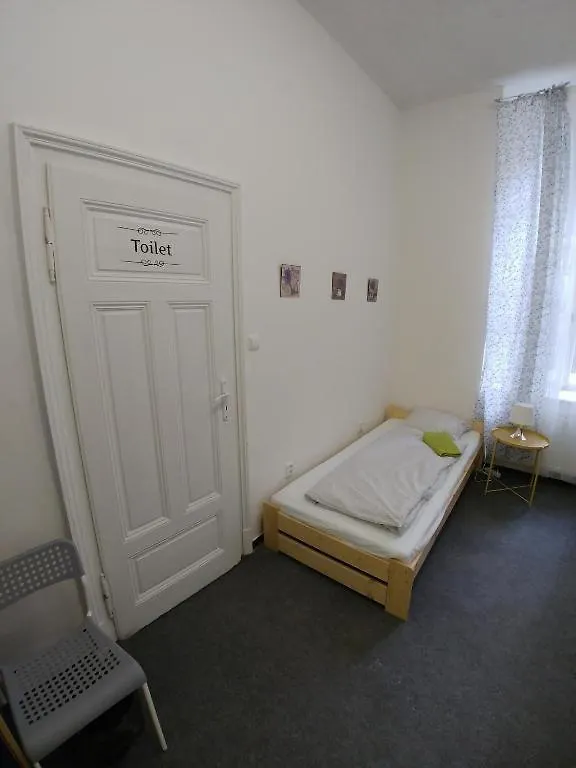 Apatrhostel Brno Hostel